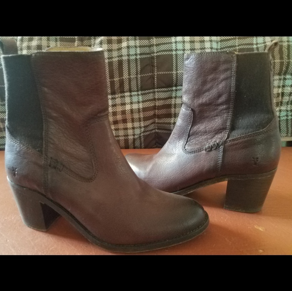 Janis Gore Short Boot - FRYE